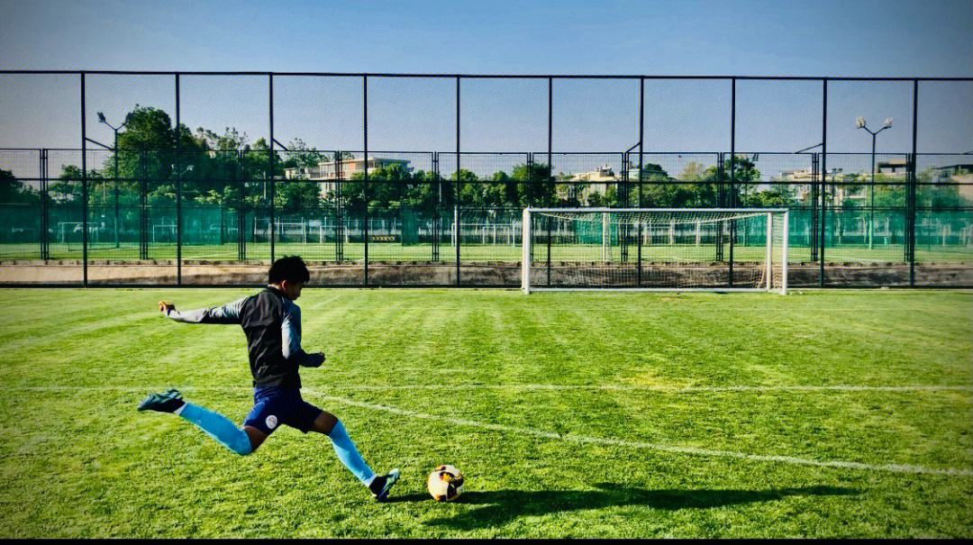 尼日尔足球运动员在外国交流比赛 尼日尔足球运动员在外国交流比赛