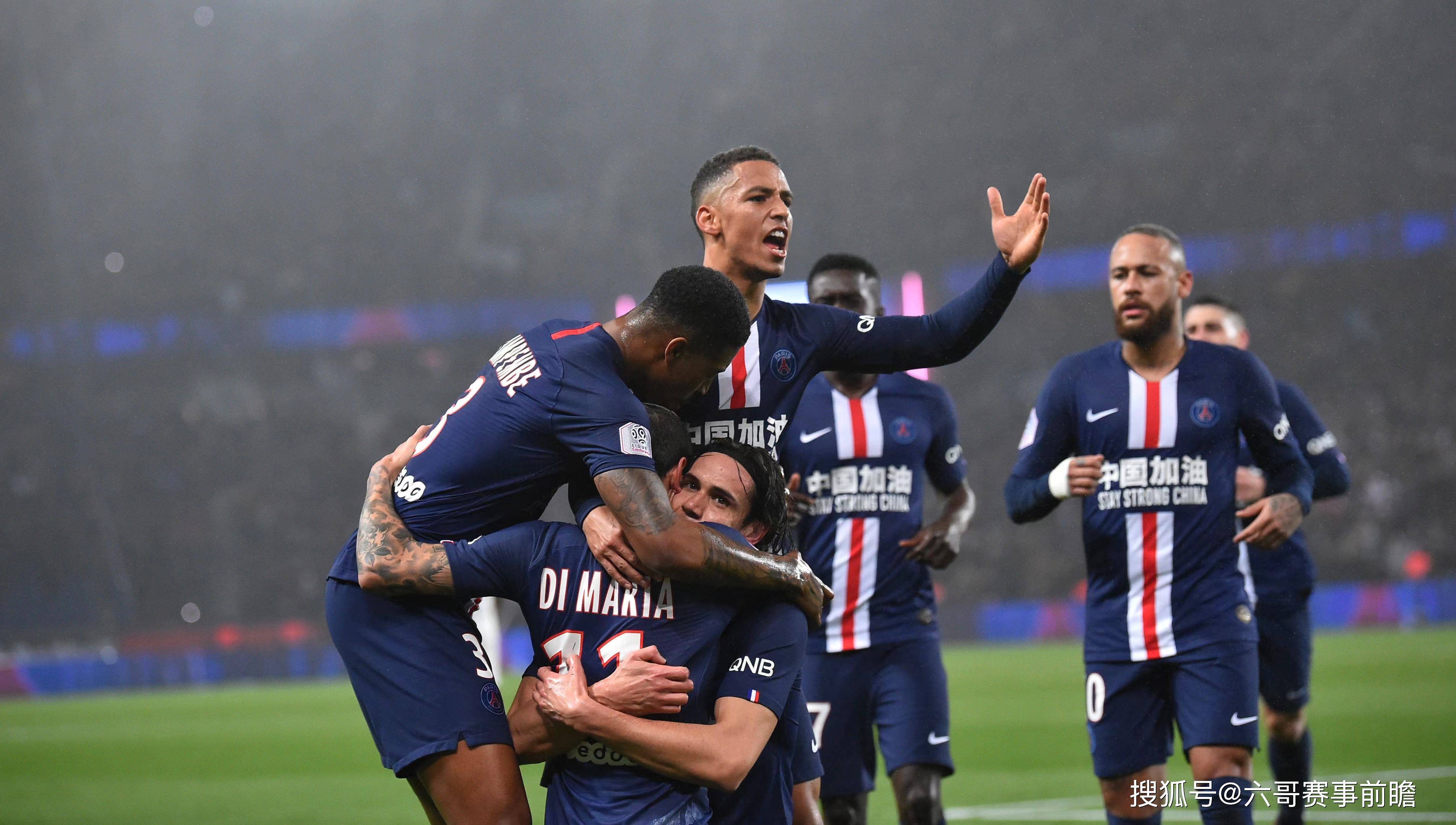 欧冠决赛中,法国队逆袭击败德国队夺冠 欧冠决赛中,法国队逆袭击败德国队夺冠