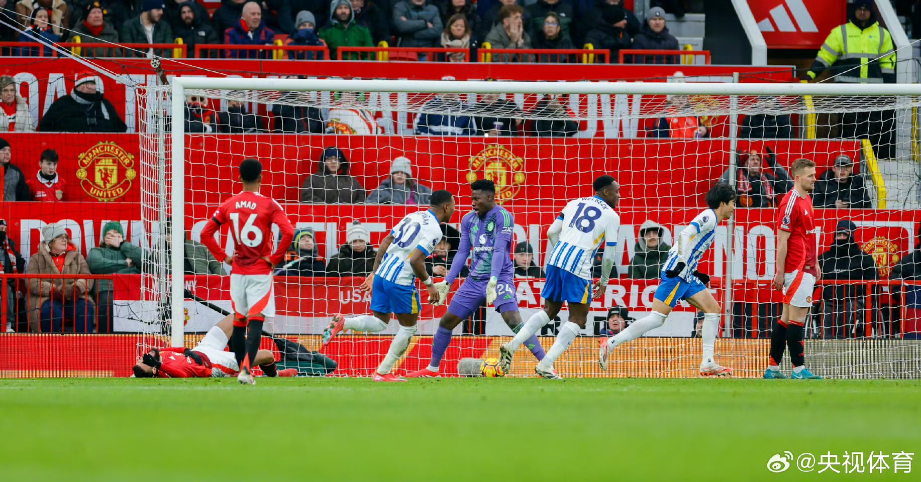 关于曼联后卫因伤缺席下场比赛,队伍备战受影响的信息 关于曼联后卫因伤缺席下场比赛,队伍备战受影响的信息