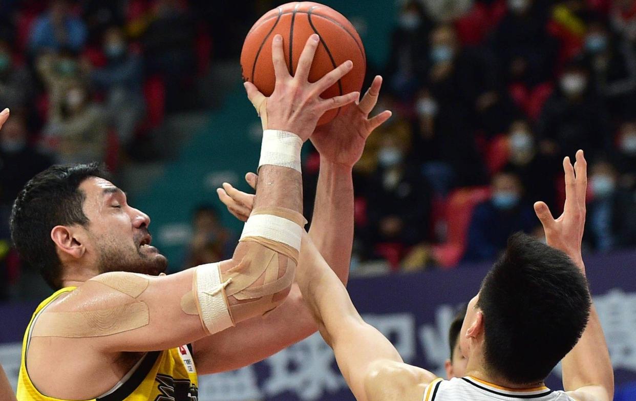 包含吉林队外援爆发，率队轻松赢得关键胜利的词条