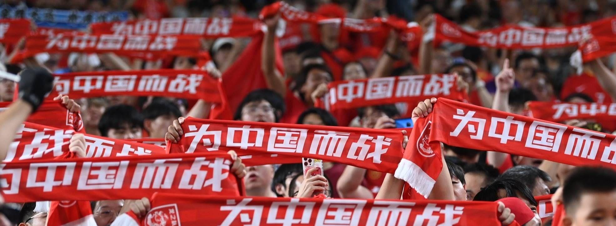 女足赛场争锋,中国队崭露头角的简单介绍 女足赛场争锋,中国队崭露头角的简单介绍