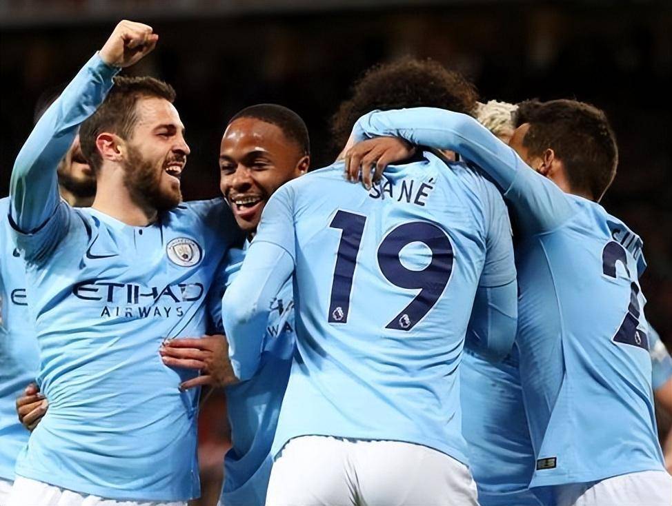 关于南安普顿球员爆料内幕，英超争冠形势扑朔迷离的信息