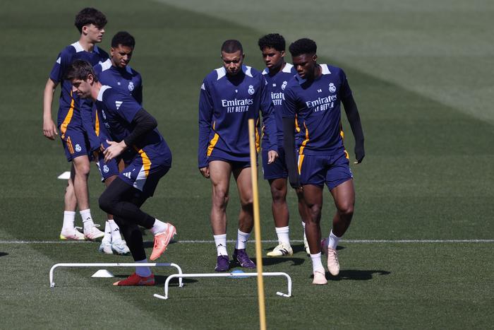 皇马球员集结备战，备战计划一览的简单介绍