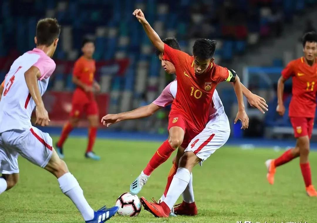 精湛技艺，球队展现默契配合