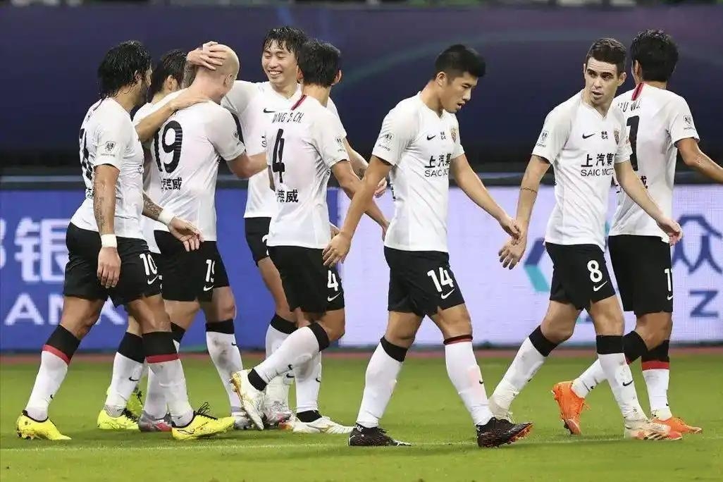 关于上海上港战平河北华夏幸福,保持不败状态的信息 关于上海上港战平河北华夏幸福,保持不败状态的信息