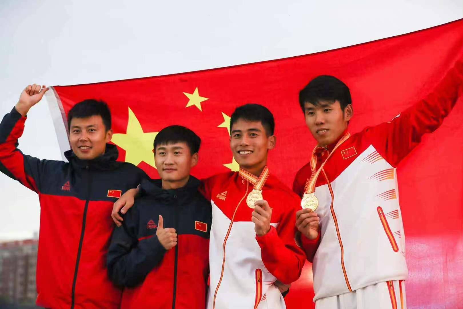 瑞典击剑选手奋勇争夺，夺得金牌