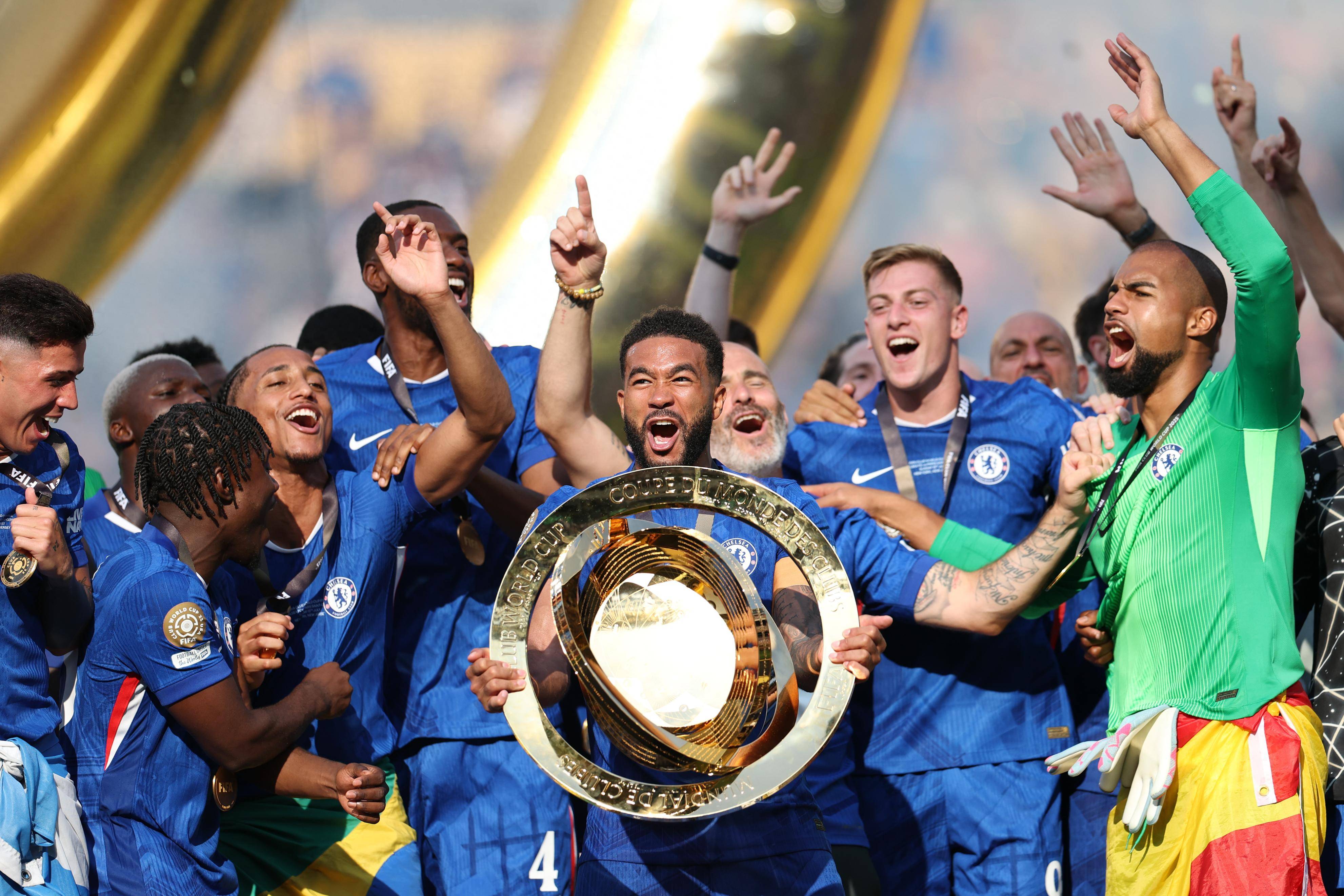 桑切斯梅开二度,智利队逆转欧国大赛晋级八强的简单介绍 桑切斯梅开二度,智利队逆转欧国大赛晋级八强的简单介绍