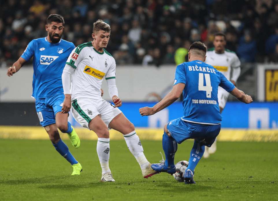 云达不莱梅主场大胜强敌，士气大振