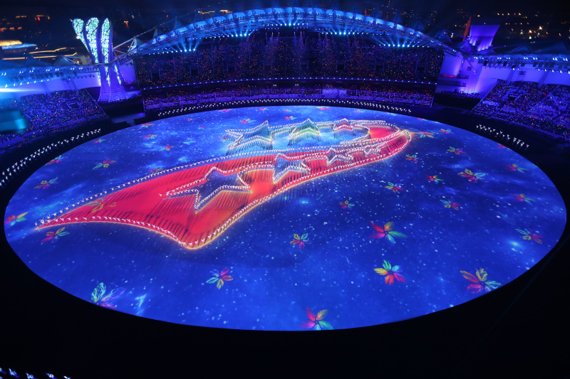 铁血豪情:女子足球比赛激情迸发 铁血豪情:女子足球比赛激情迸发