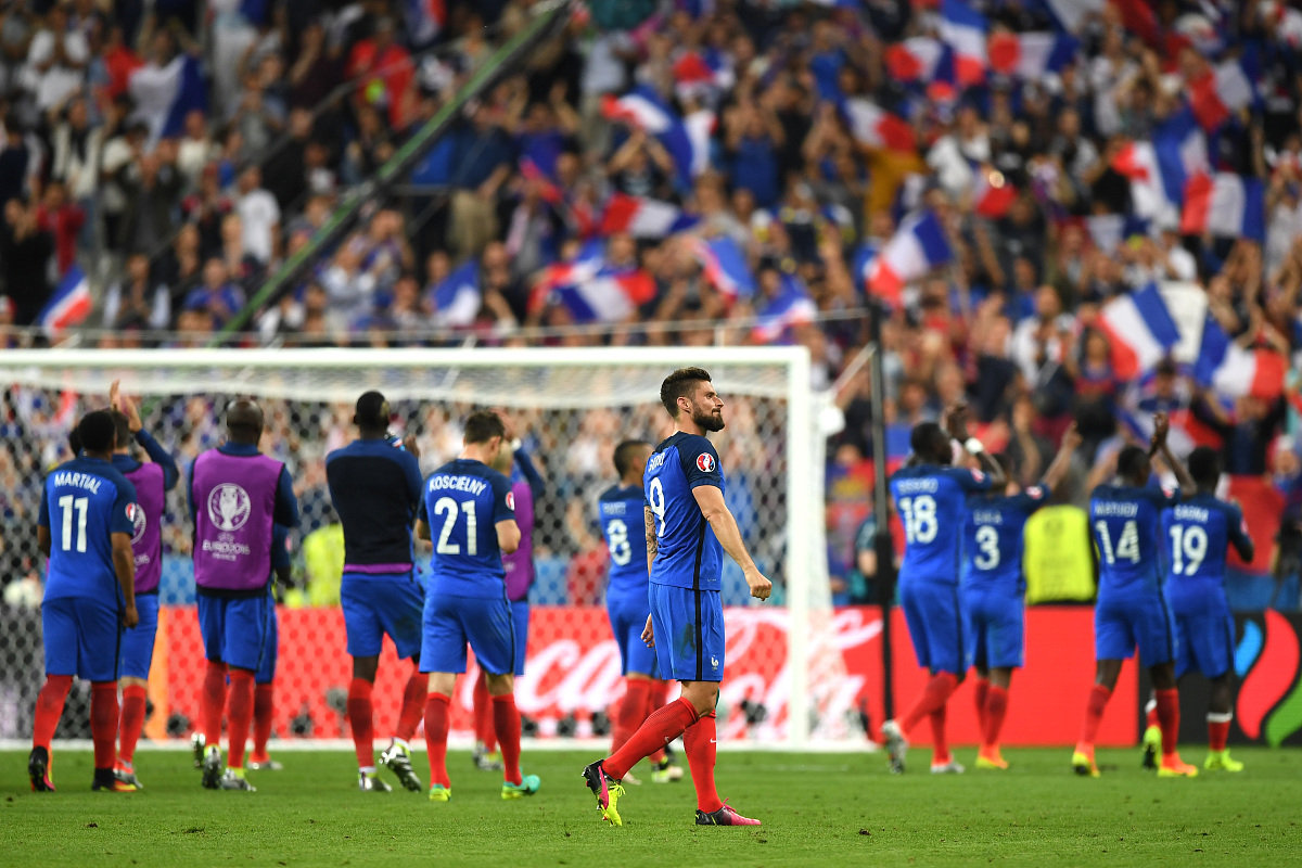 克罗地亚迎战英格兰,火药味十足 克罗地亚迎战英格兰,火药味十足