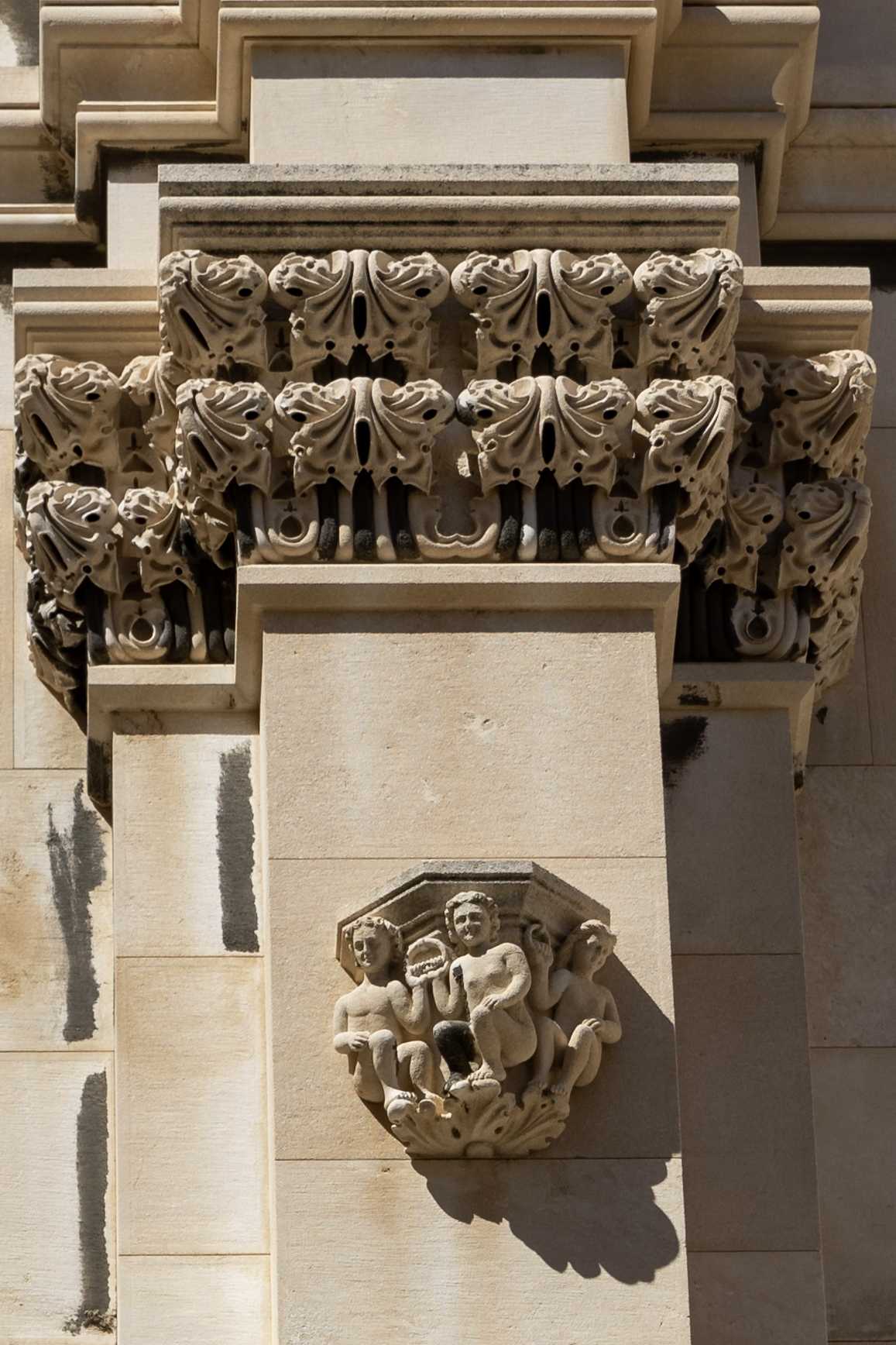 克罗地亚国家队力克斯洛文尼亚，取得胜利