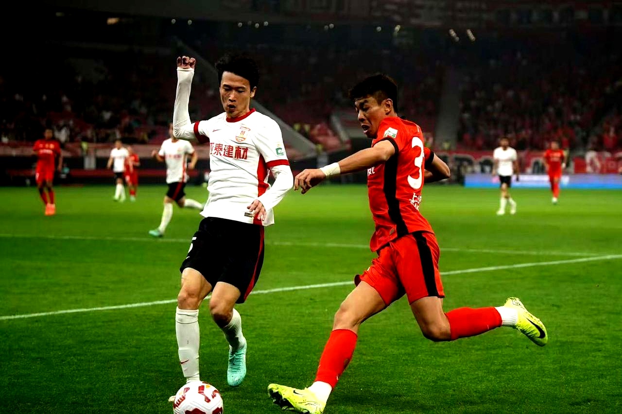 尼斯客场战平,积分榜位置略有上升 尼斯客场战平,积分榜位置略有上升