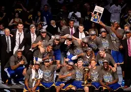 勇士队前锋曼宁今晚将重返球场