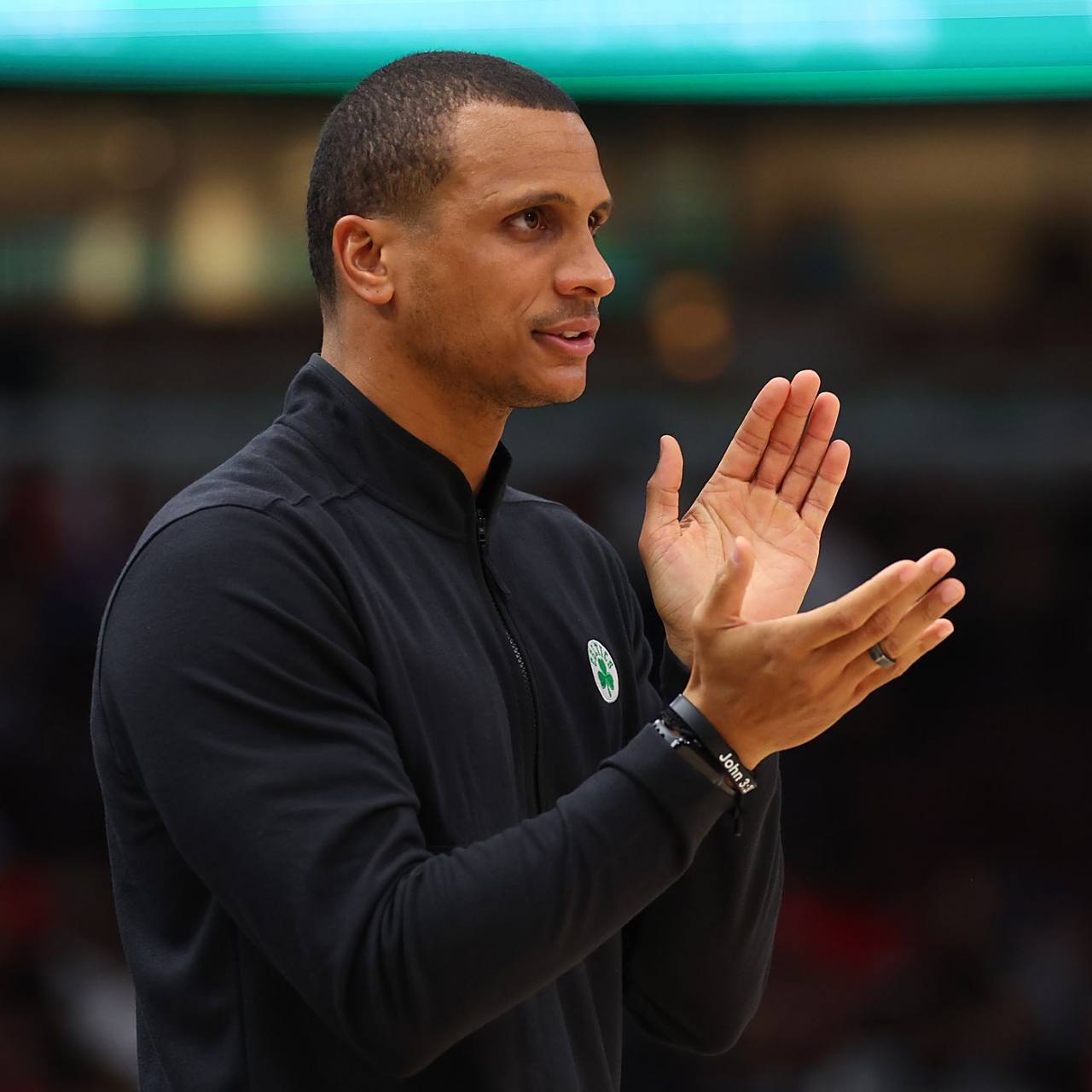 篮网换帅未见改善队内困境愈演愈烈 篮网换帅未见改善队内困境愈演愈烈