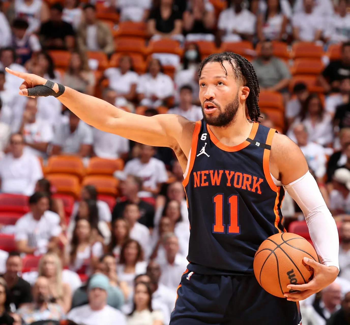 上海队力克热火,布伦森统治全场的简单介绍 上海队力克热火,布伦森统治全场的简单介绍