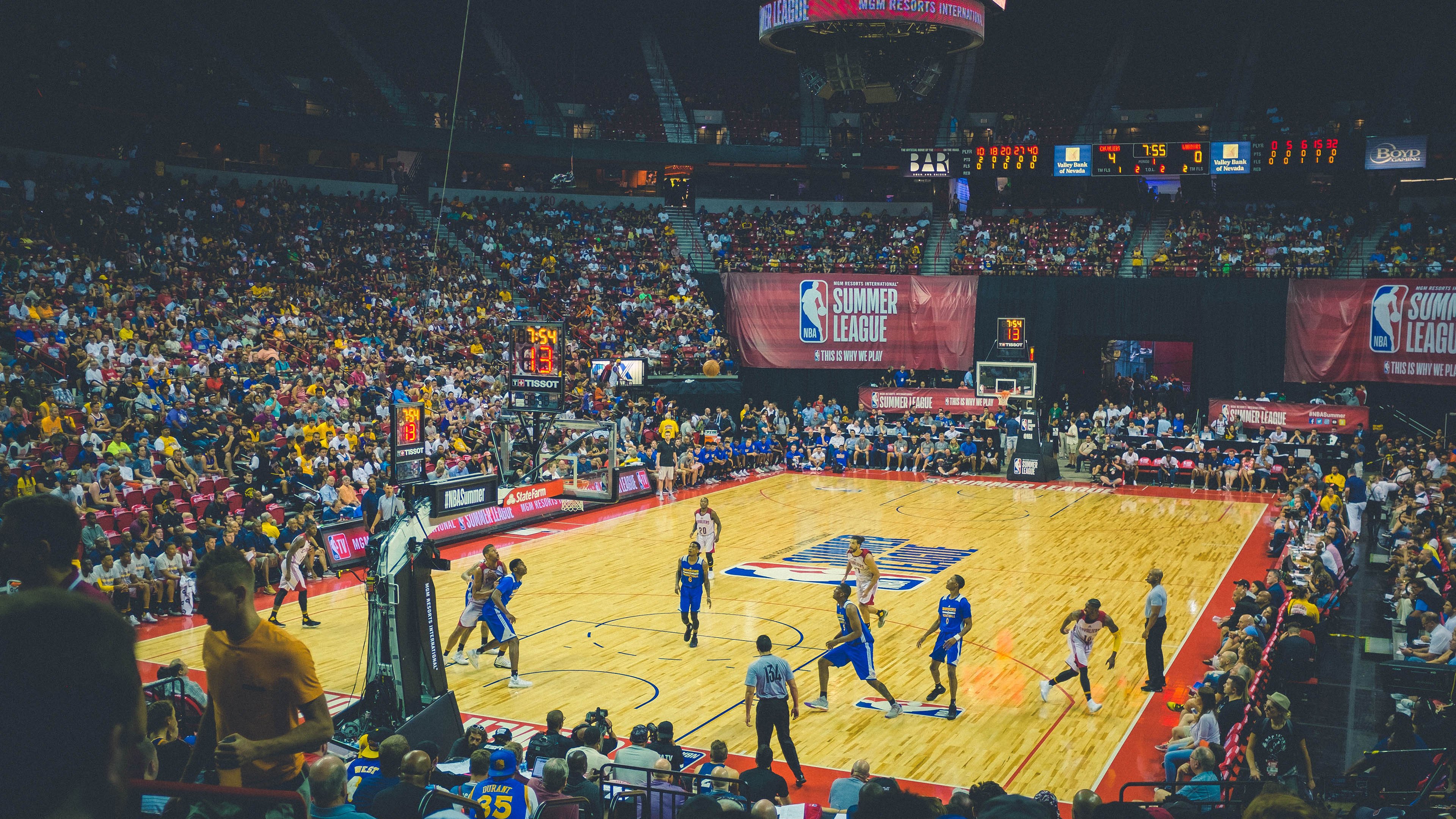 当进攻的烟花散尽，戈贝尔在总决赛筑起隐形高墙，重塑冠军定义